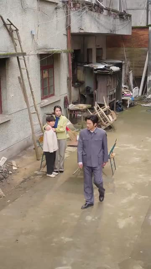 七零涅槃刺槐与锦年（101集）一口气追到短剧大结局超过瘾